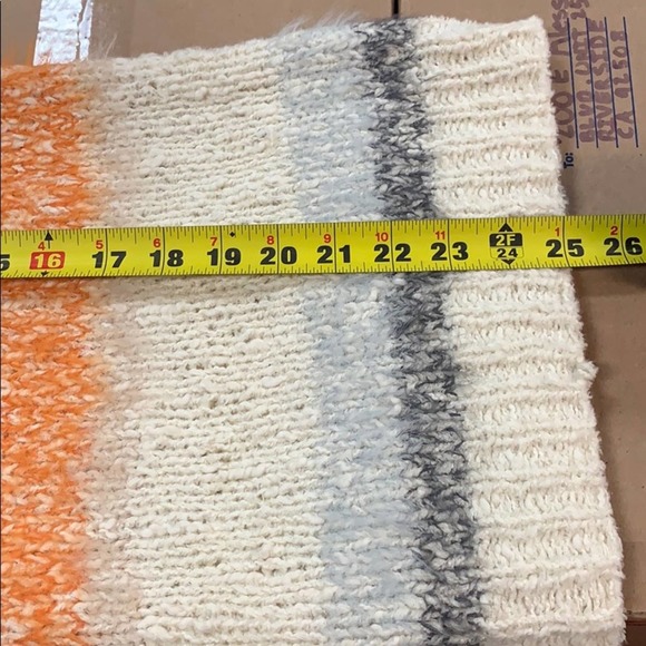 Workshop Republic Clothing Fuzzy Sweater - Picture 10 of 13